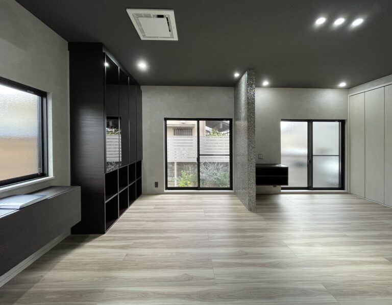 二間続きの純和室がグレートーンの洋室に変身！